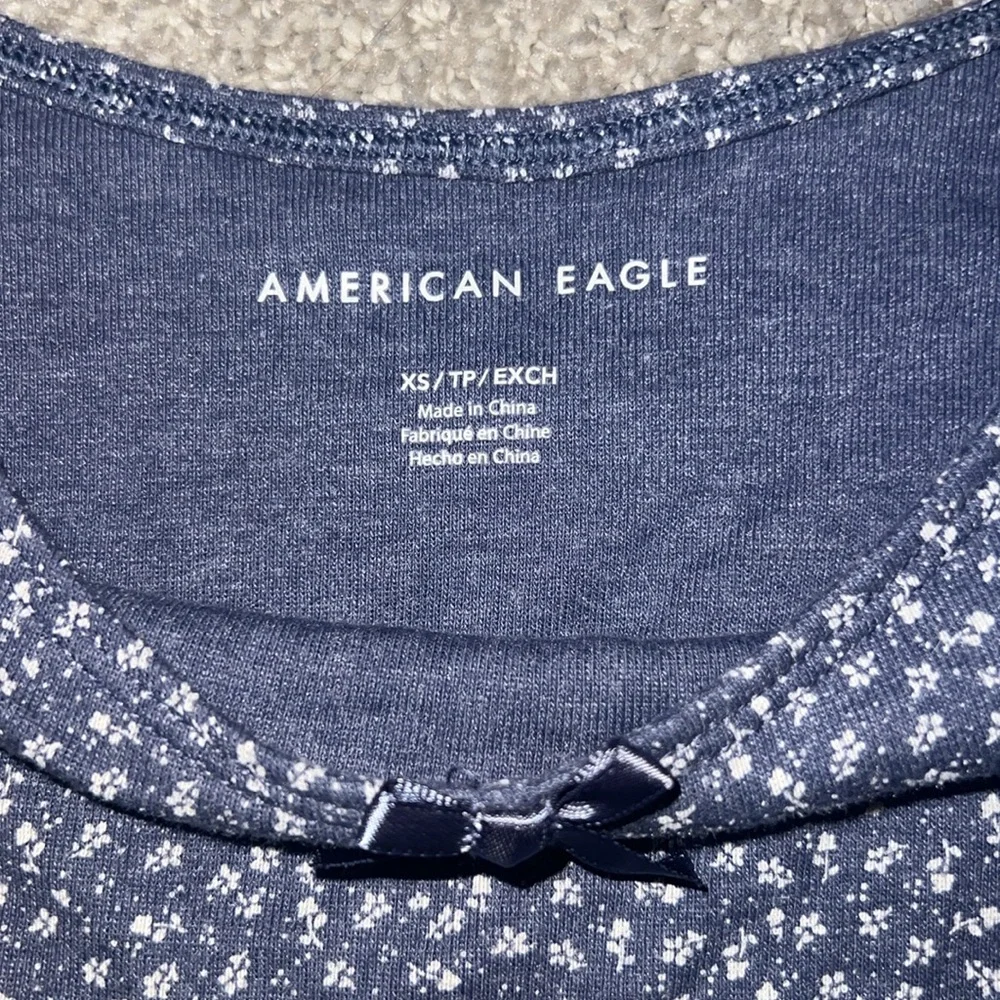 Floral Navy Blue American Eagle Women's Top - Picture 3 of 3